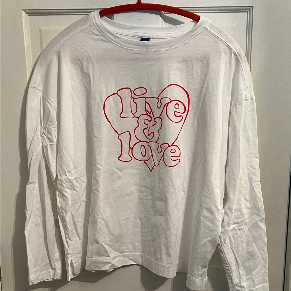 White 'Live & Love' Women’s Long Sleeve Tee